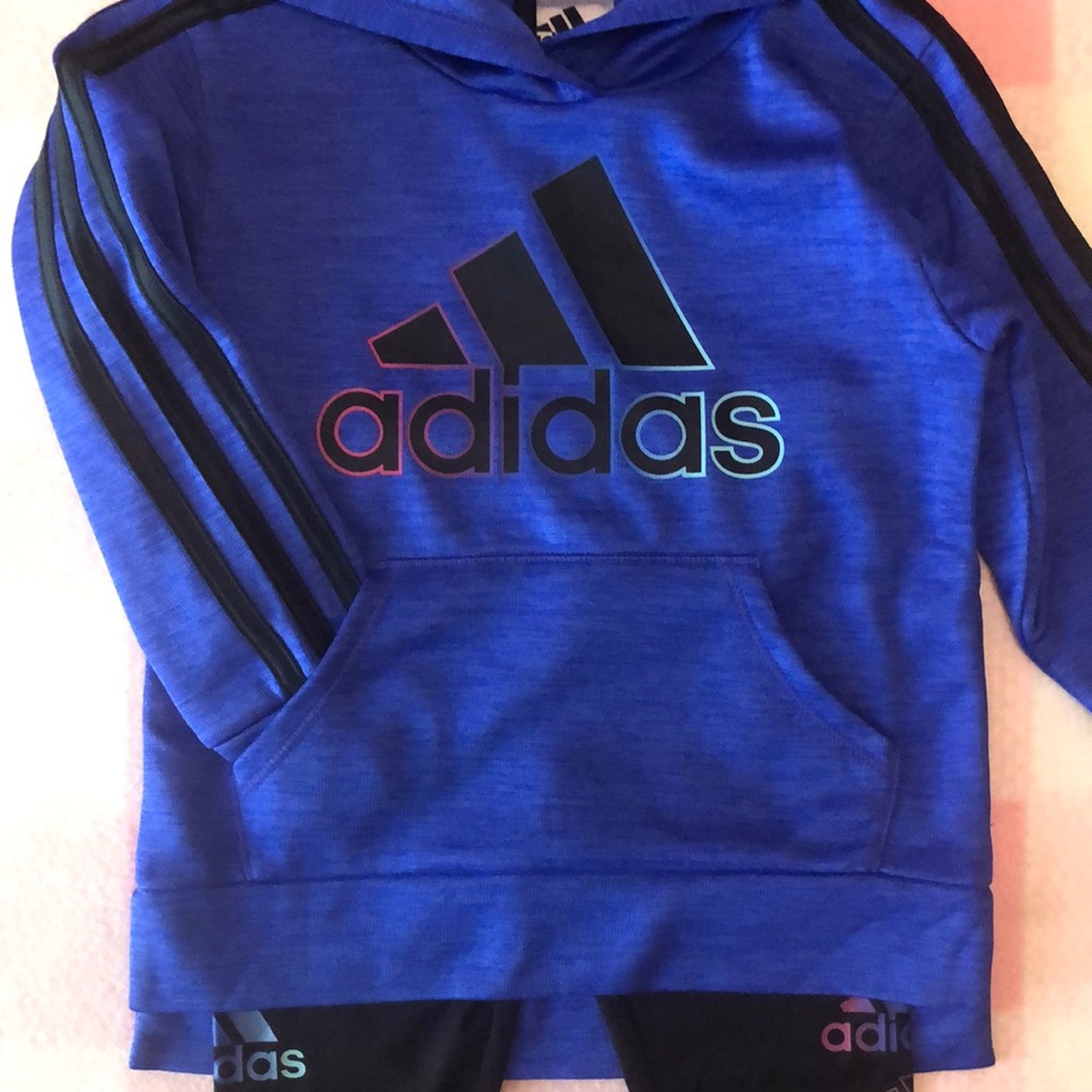 New with tag: girls 2 piece giddier set